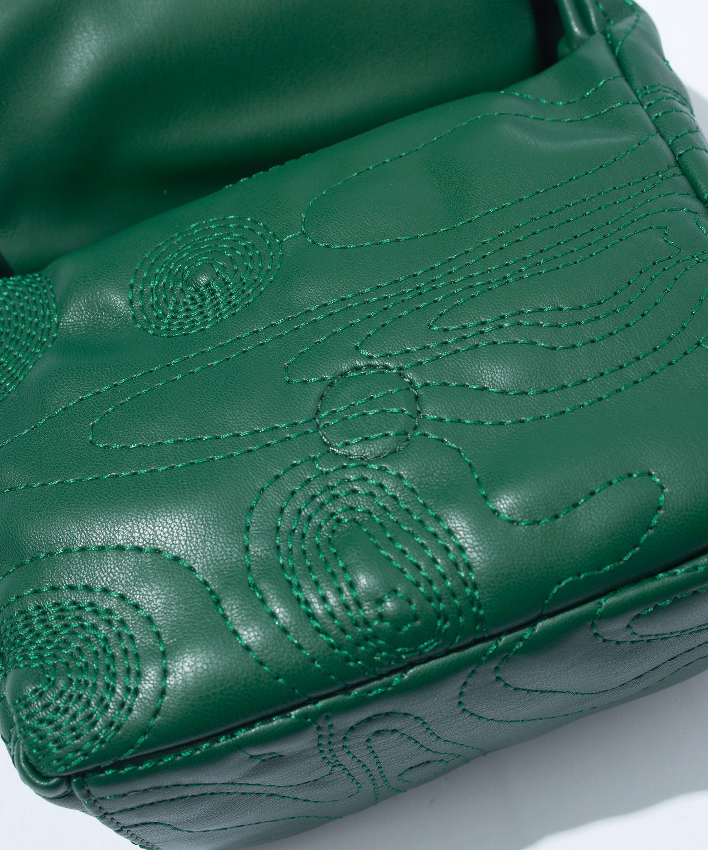 TECH LEATHER CONTOUR MINI POUCH