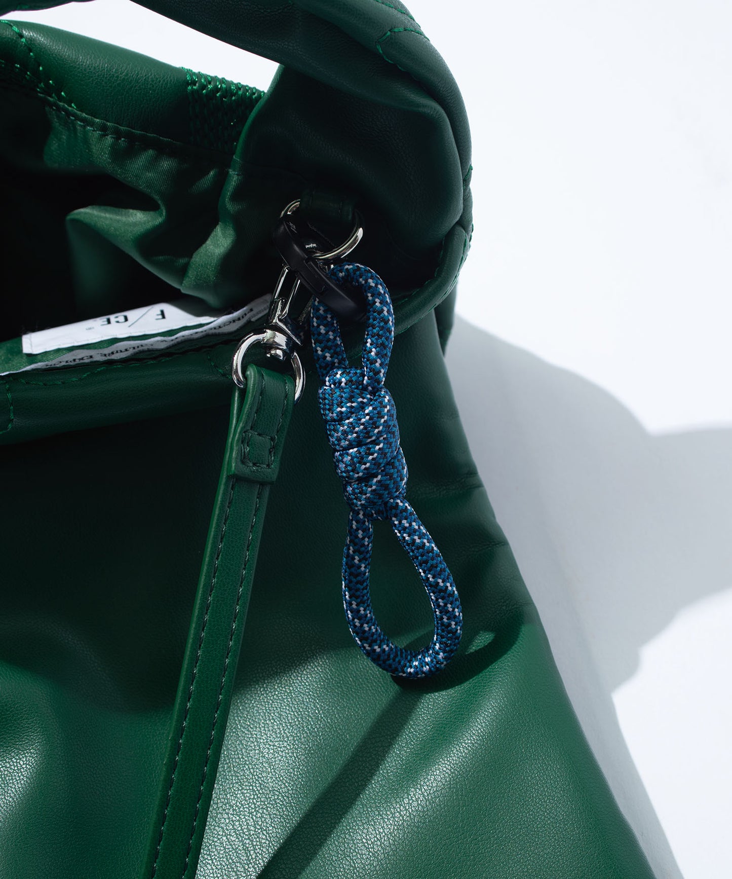 TECH LEATHER CONTOUR MINI POUCH